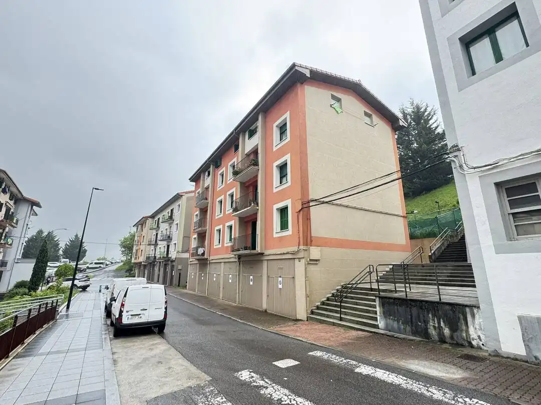 Außenansicht von Wohnung zum Verkauf in Zumarraga mit Heizung und Möbliert