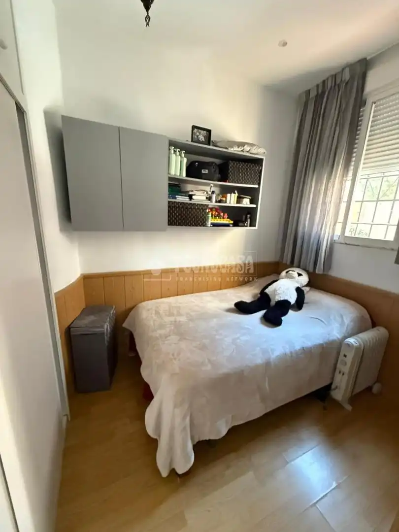Bedroom of Flat for sale in Madrid  with Air Conditioner and Heating