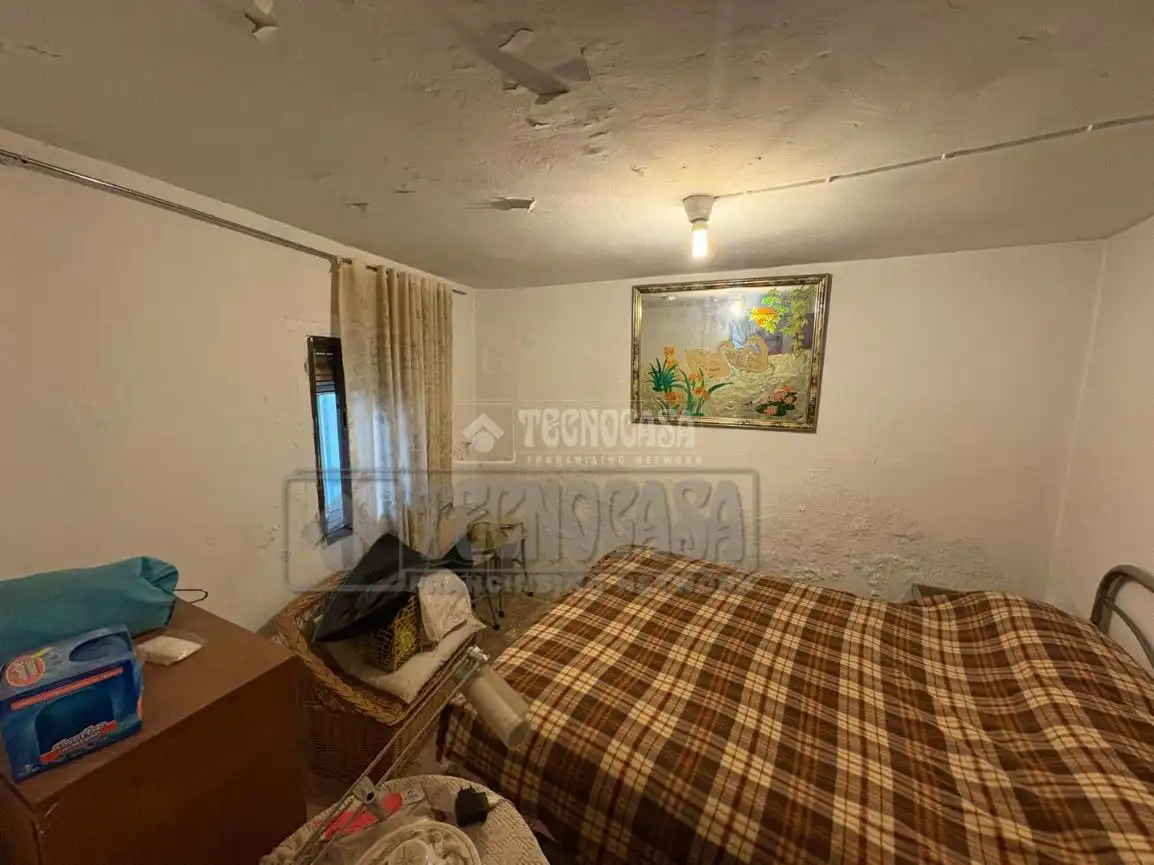 Casa adosada en venta en Castillo-Albaráñez con Calefacción