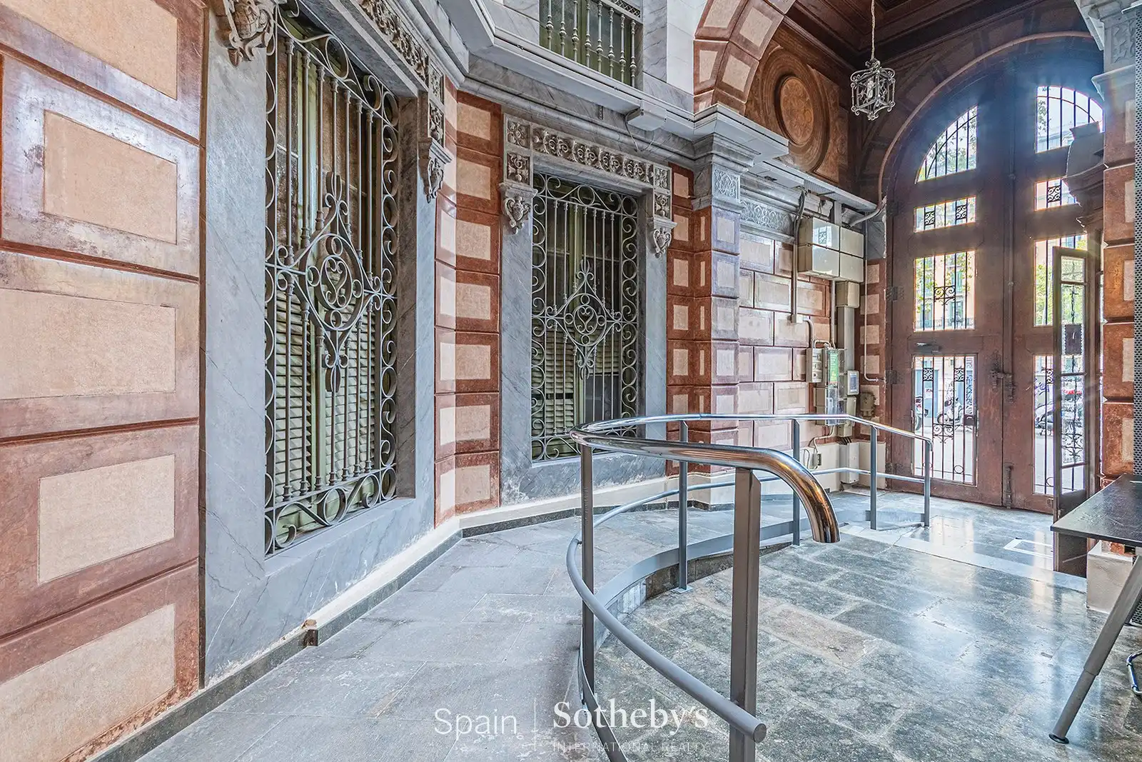 Apartament amb ascensor en venda a Gran Via de les Corts Catalanes, imagen 53