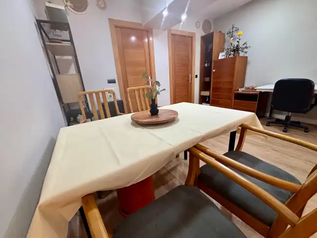 Comedor de Piso de alquiler en Madrid con Aire acondicionado, Calefacción y Amueblado