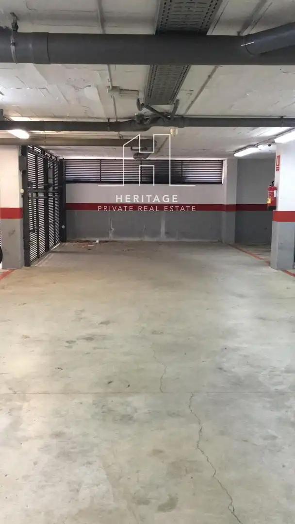 Parking de Garaje de alquiler en Tiana