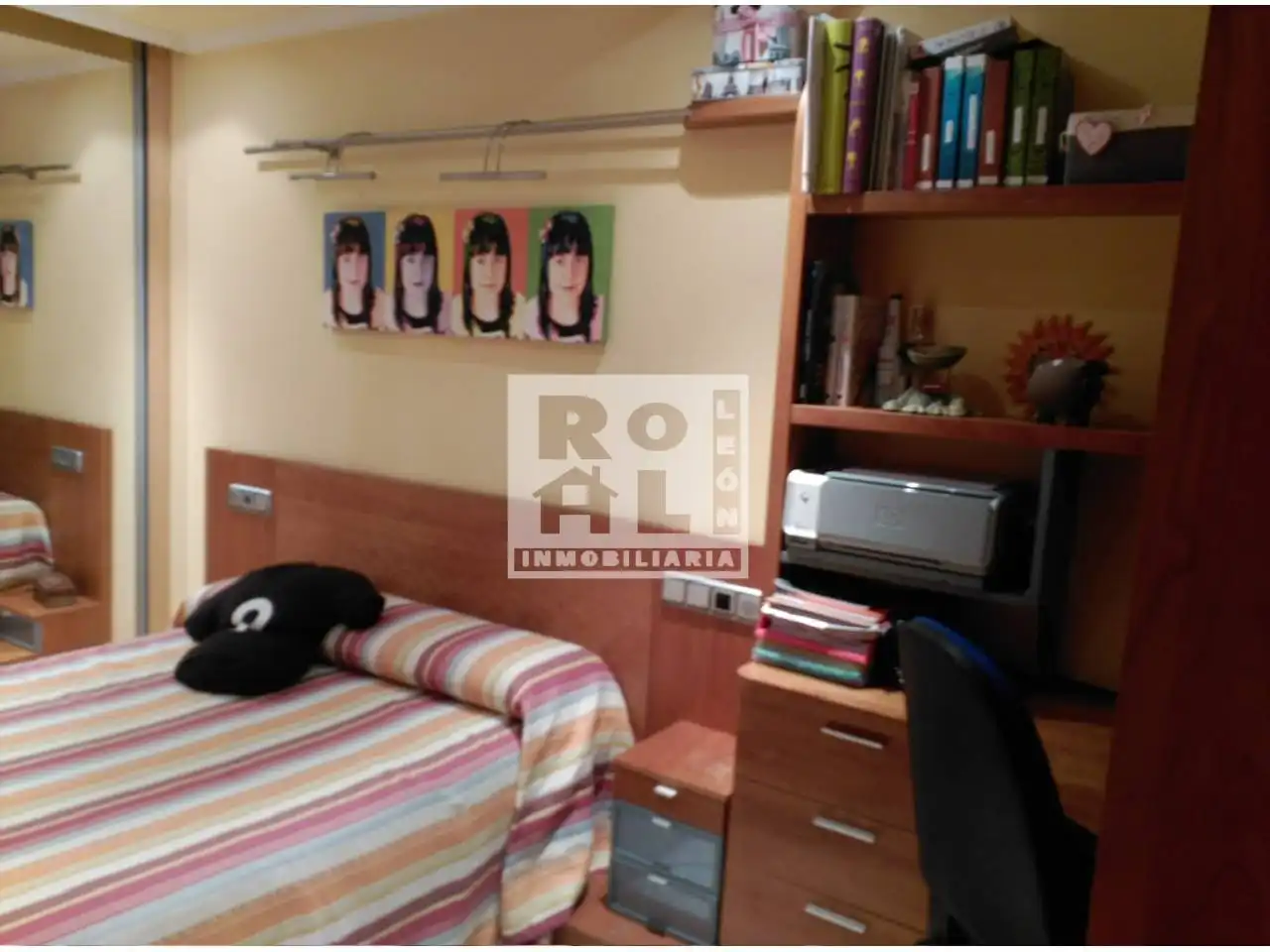 Bedroom of Apartments for sale in León Capital   with Heating and Parquet flooring