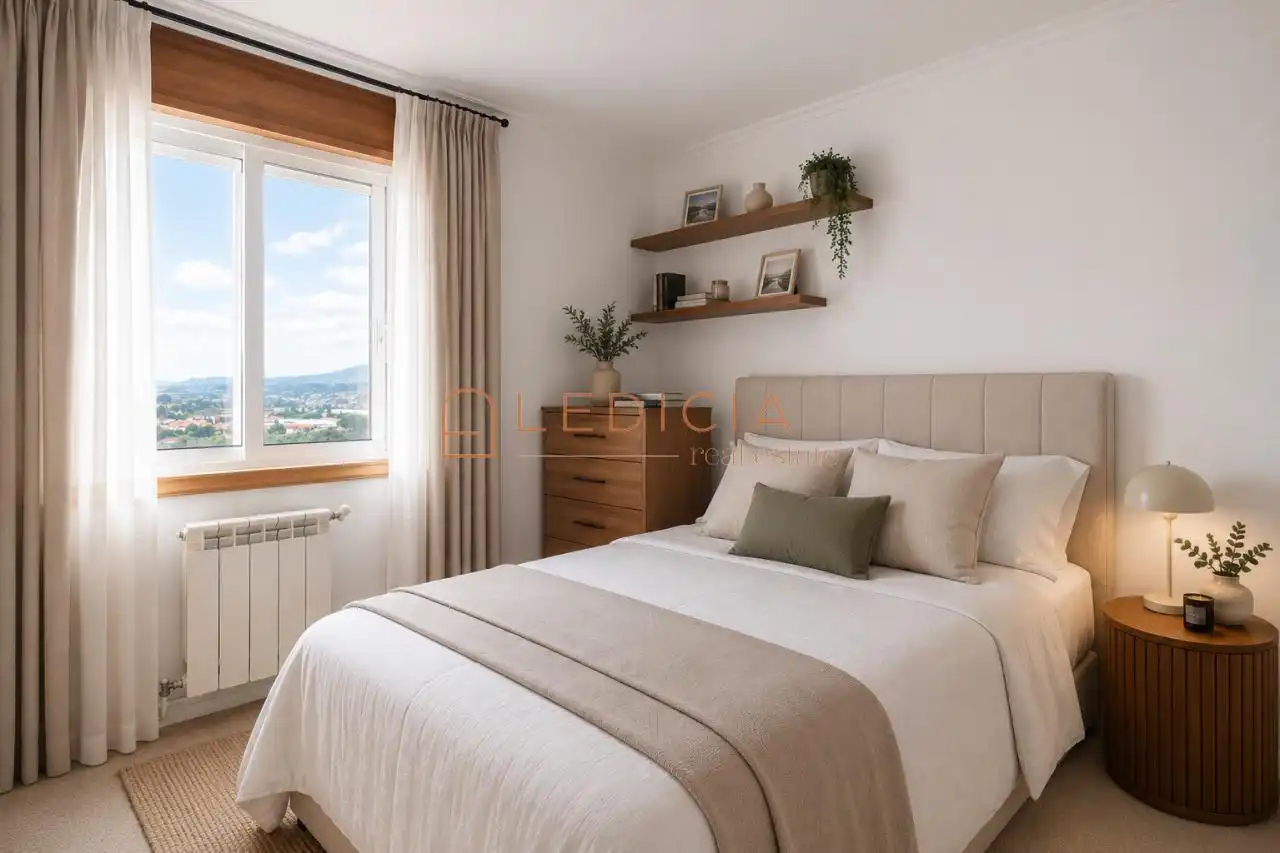 Bedroom of Houses for sale in Vigo   with Heating, Terrace and Storage room