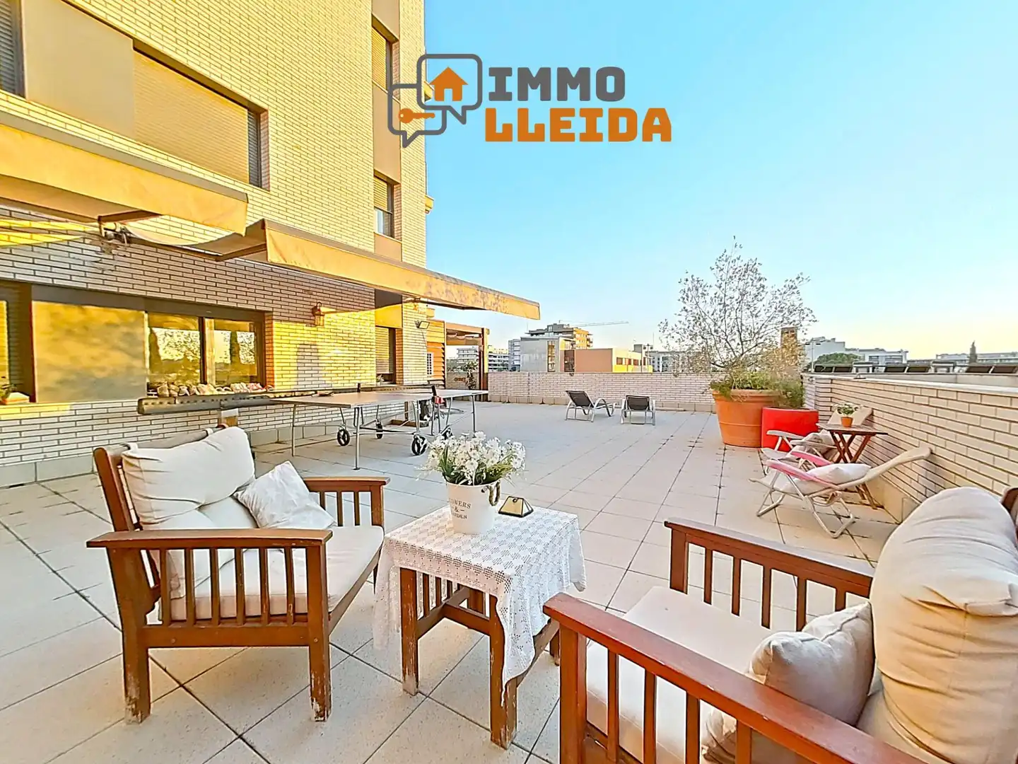 Terrasse von Wohnung zum Verkauf in Lleida mit Klimaanlage, Heizung und Privatgarten