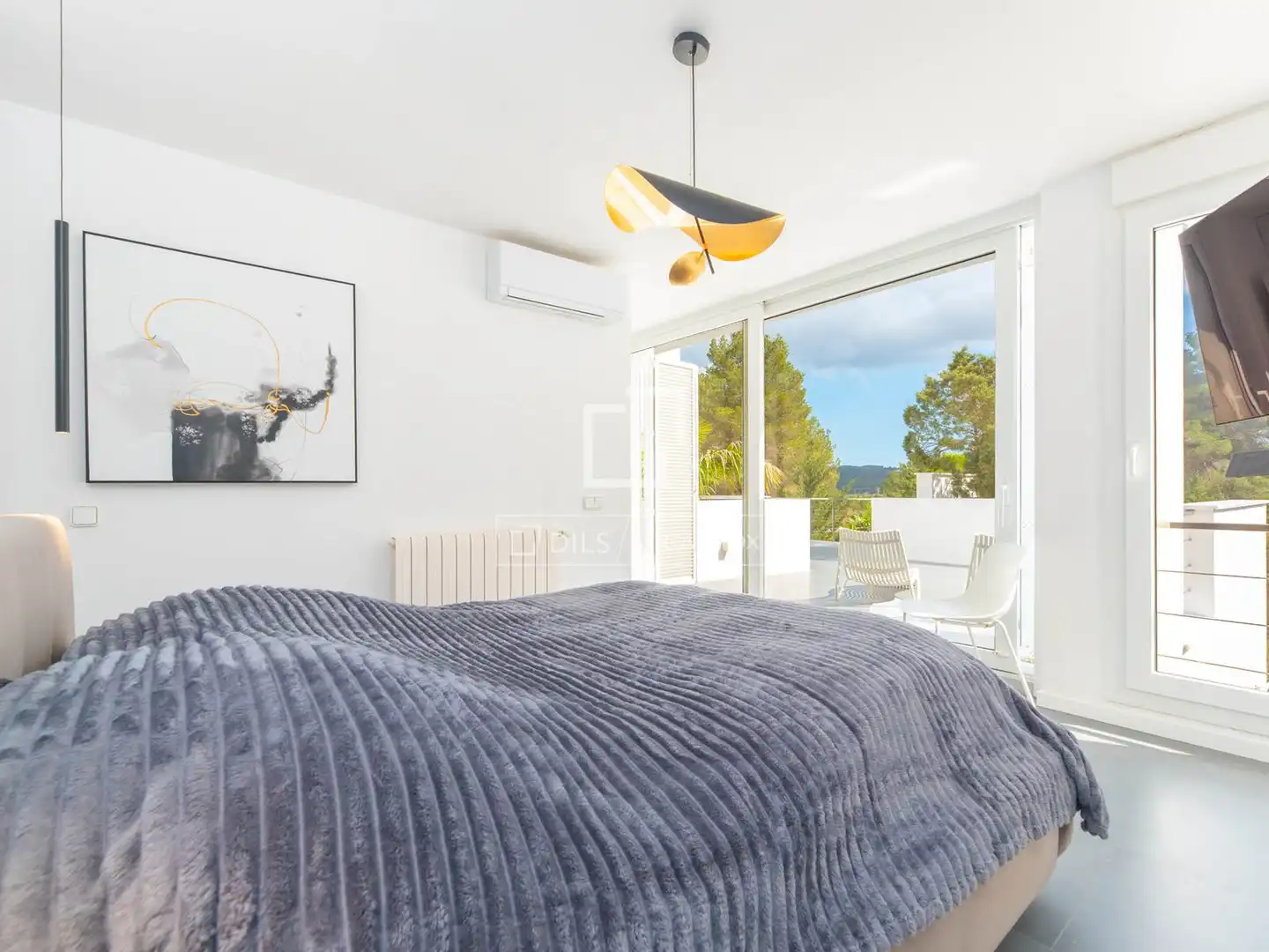 Bedroom of Houses for sale in Santa Eulària des Riu  with Air Conditioner, Heating and Terrace