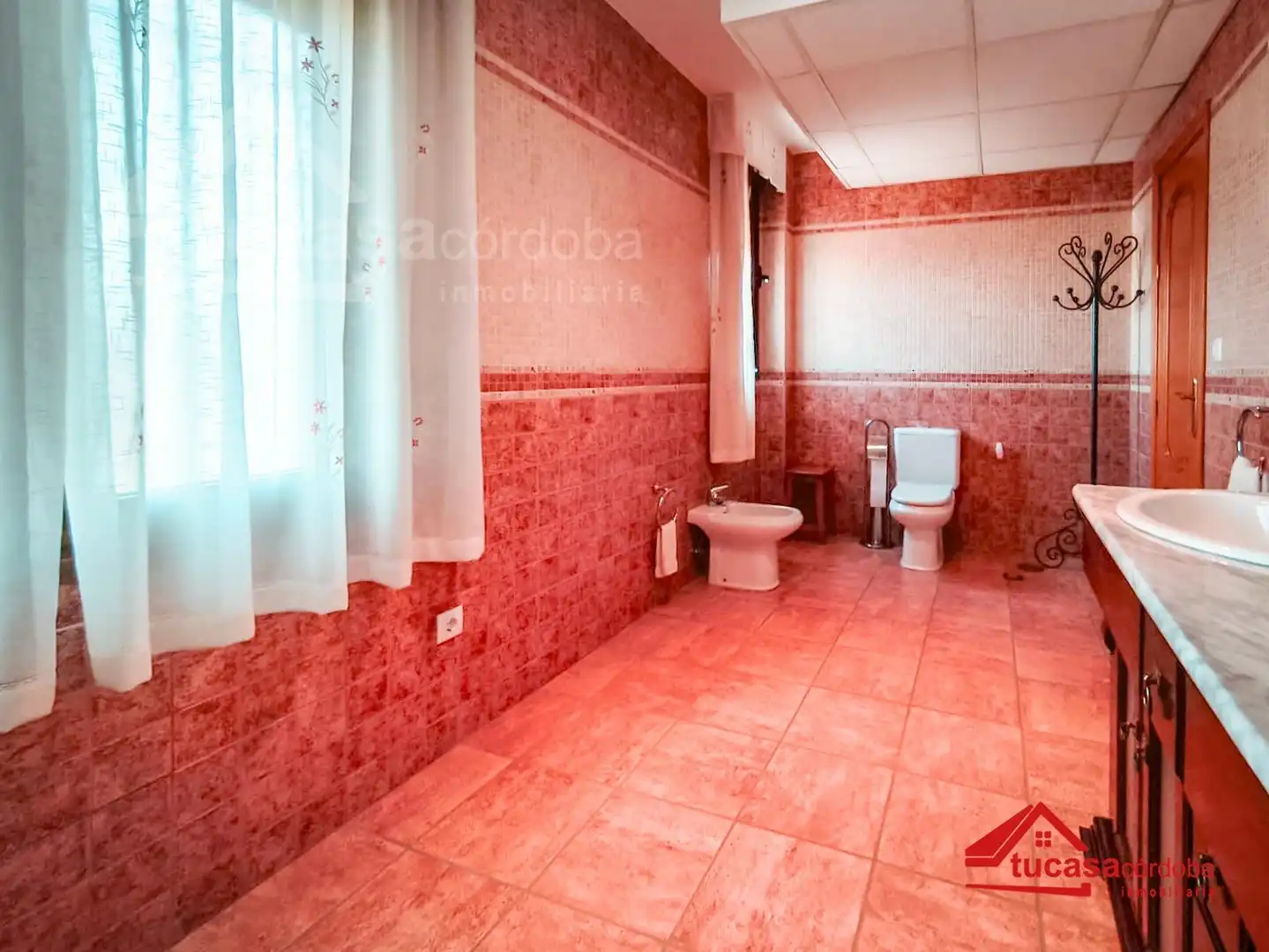 Bathroom of Houses for sale in Córdoba  with Air Conditioner, Terrace and Storage room