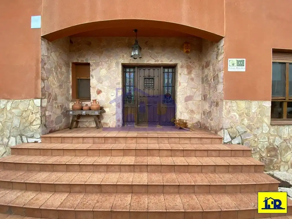 Houses for sale in Arcas del Villar  with Air Conditioner, Heating and Terrace