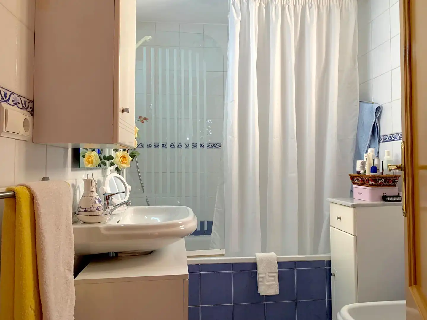 Badezimmer von Dachboden zum Verkauf in Benidorm mit Klimaanlage, Heizung und Terrasse
