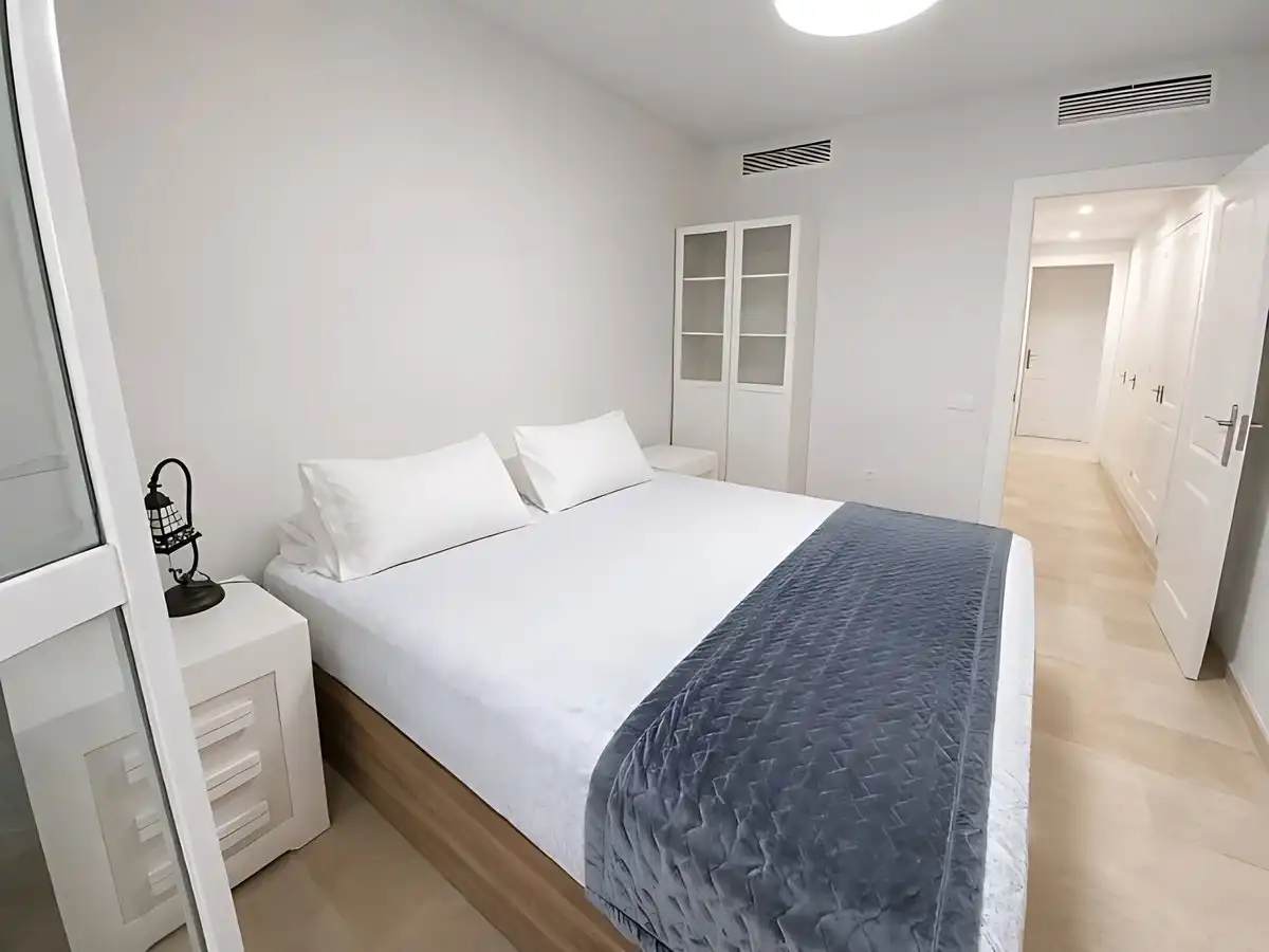Flat with pool for sale in La Duquesa, imagen 11