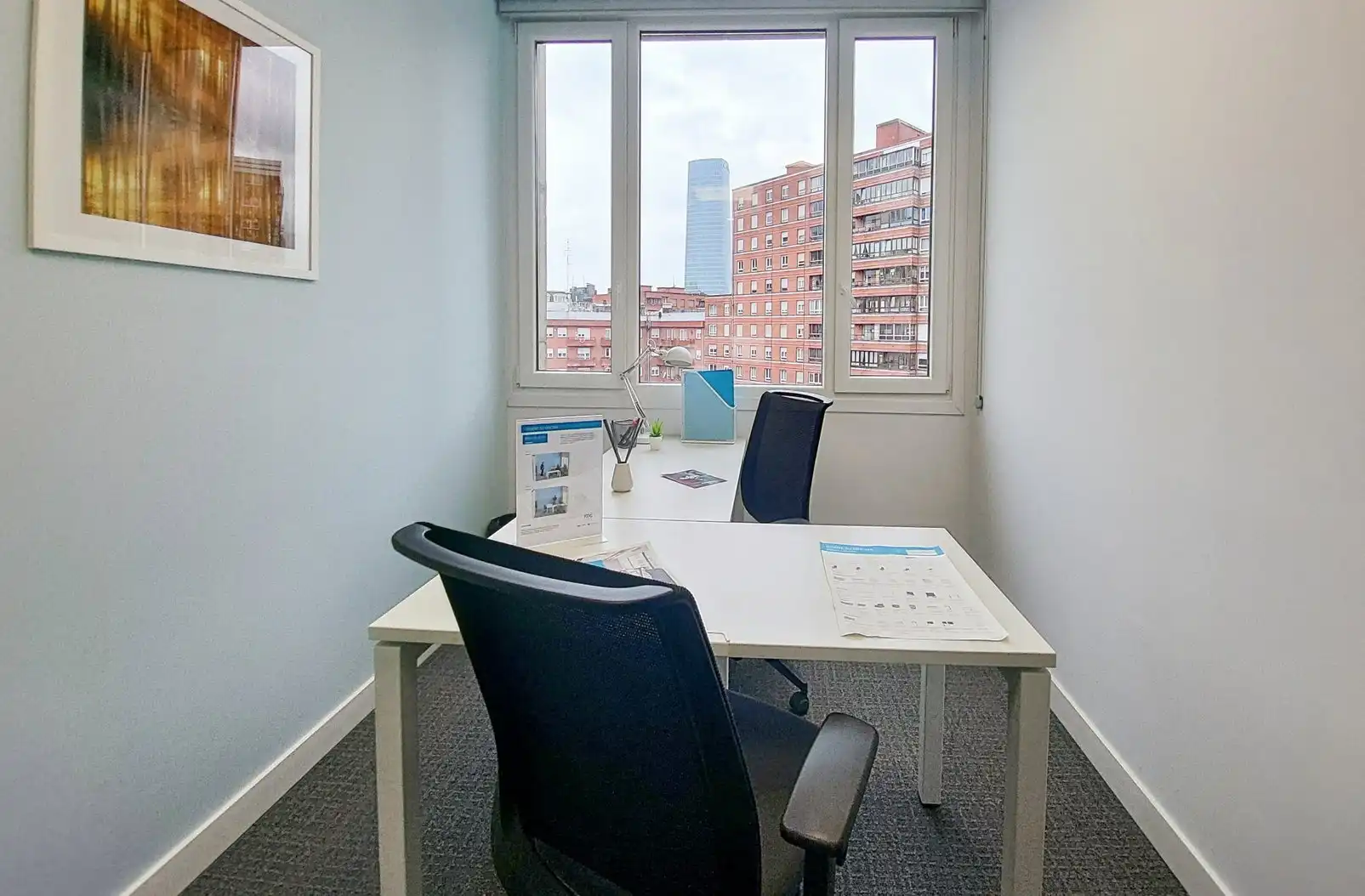 Bureau avec ascenseur à louer à Avenida Madariaga 1, imagen 2