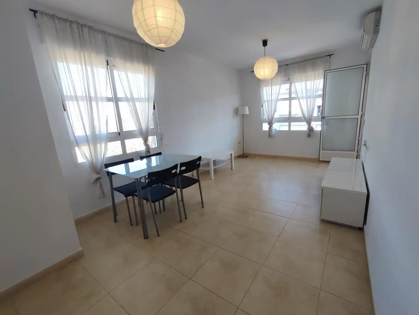Menjador de Apartament de lloguer en Murcia amb Terrassa, Traster i Balcó