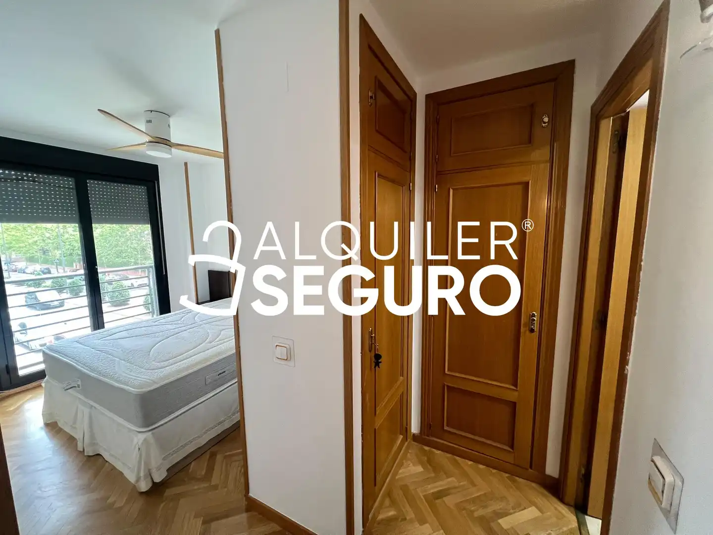 Bedroom of Flat for rent in Tres Cantos  with Air Conditioner, Heating and Swimming Pool