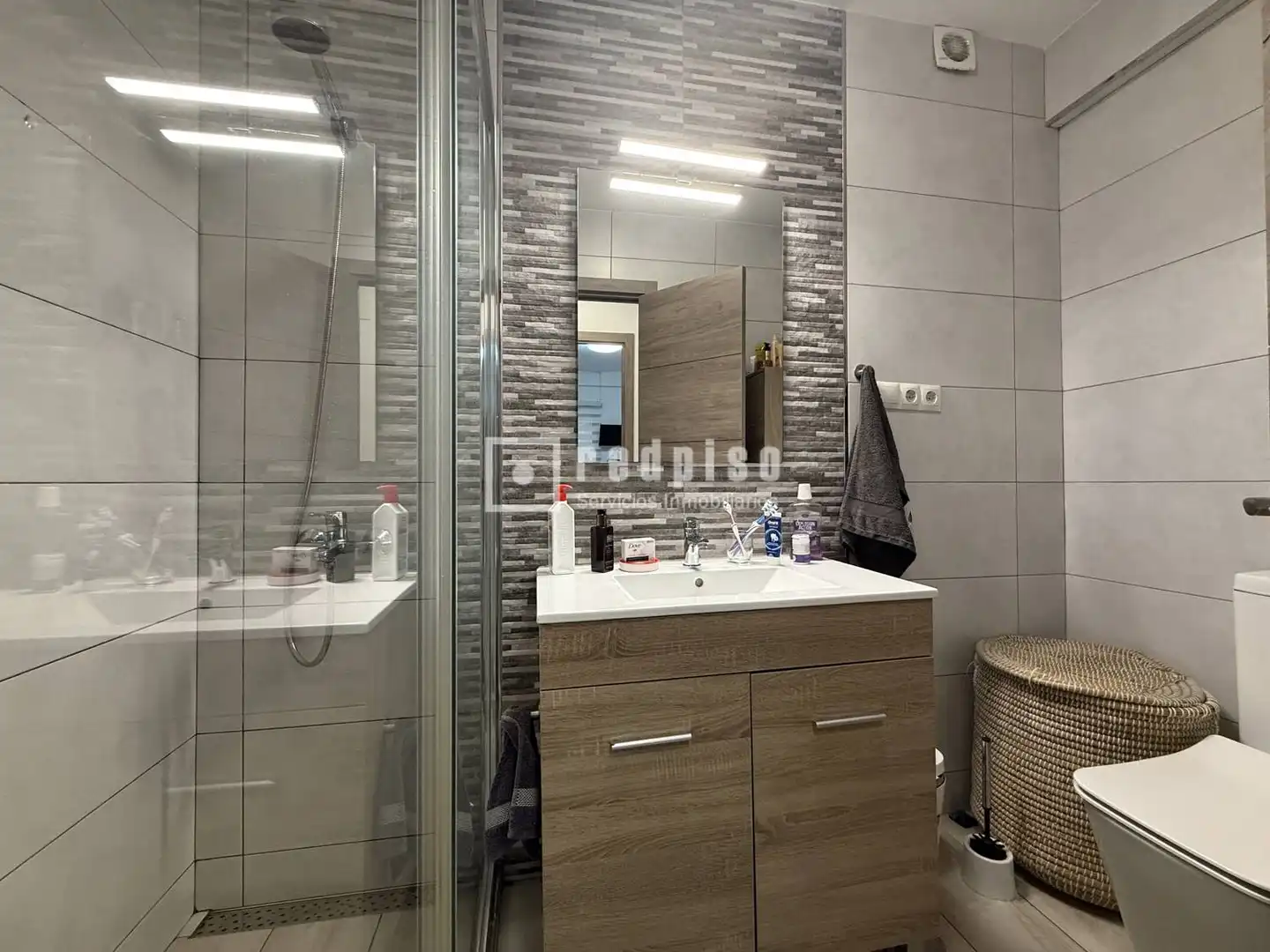 Baño de Piso en venta en Málaga con Aire acondicionado y Terraza