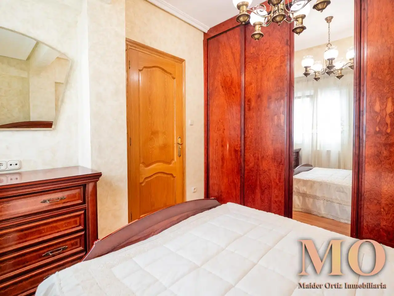 Schlafzimmer von Wohnung zum Verkauf in Bergara mit Heizung