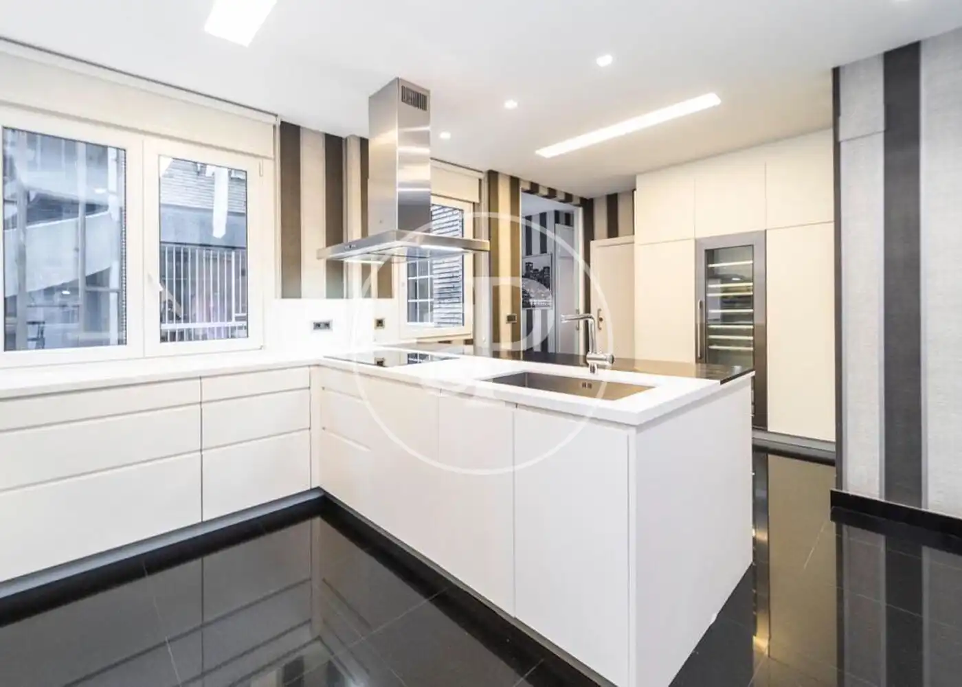 Cocina de Piso de alquiler en Madrid con Aire acondicionado y Calefacción