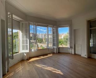 Schlafzimmer von Wohnung zum verkauf in  Barcelona Capital