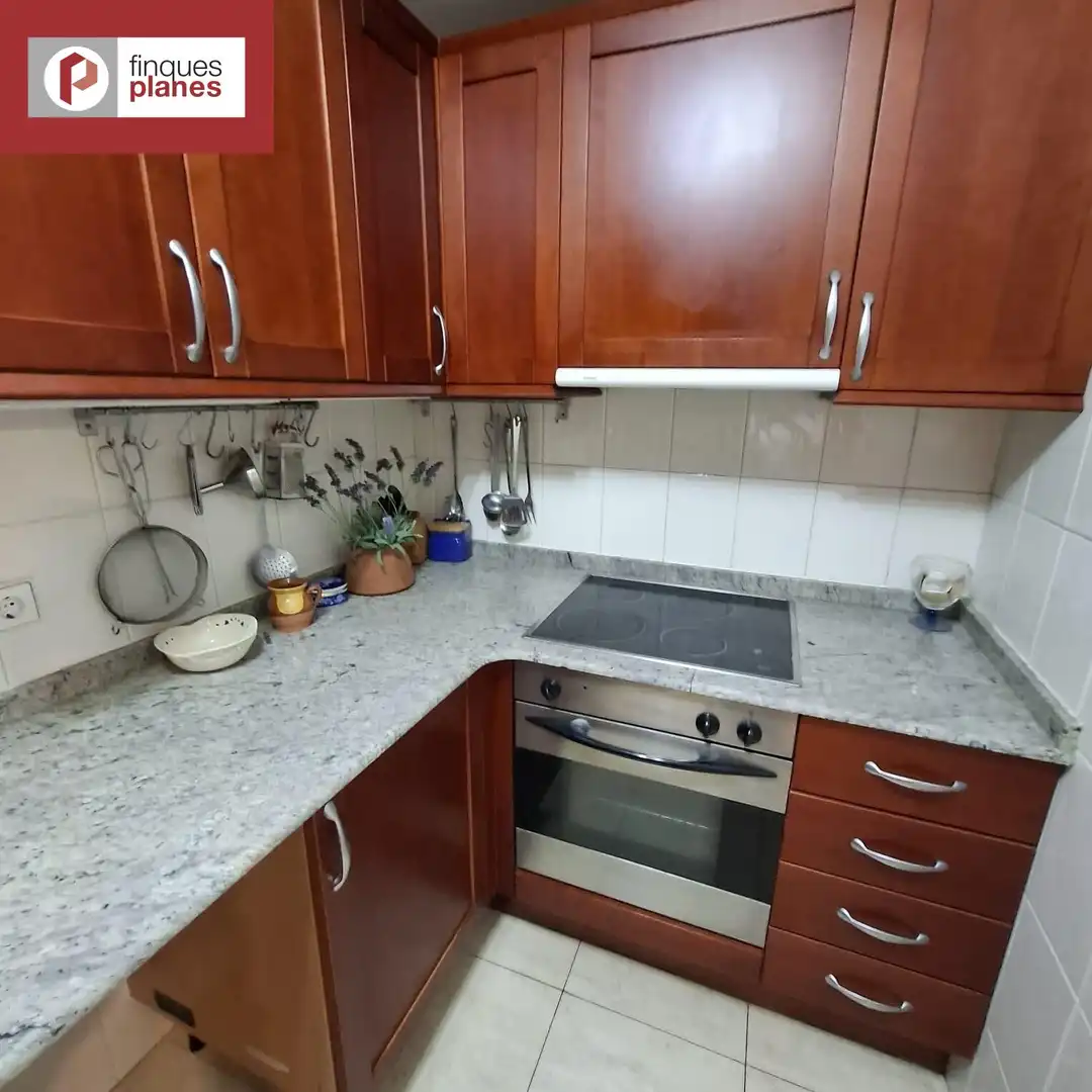 Küche von Wohnung zum Verkauf in La Seu d'Urgell mit Heizung, Möbliert und Balkon