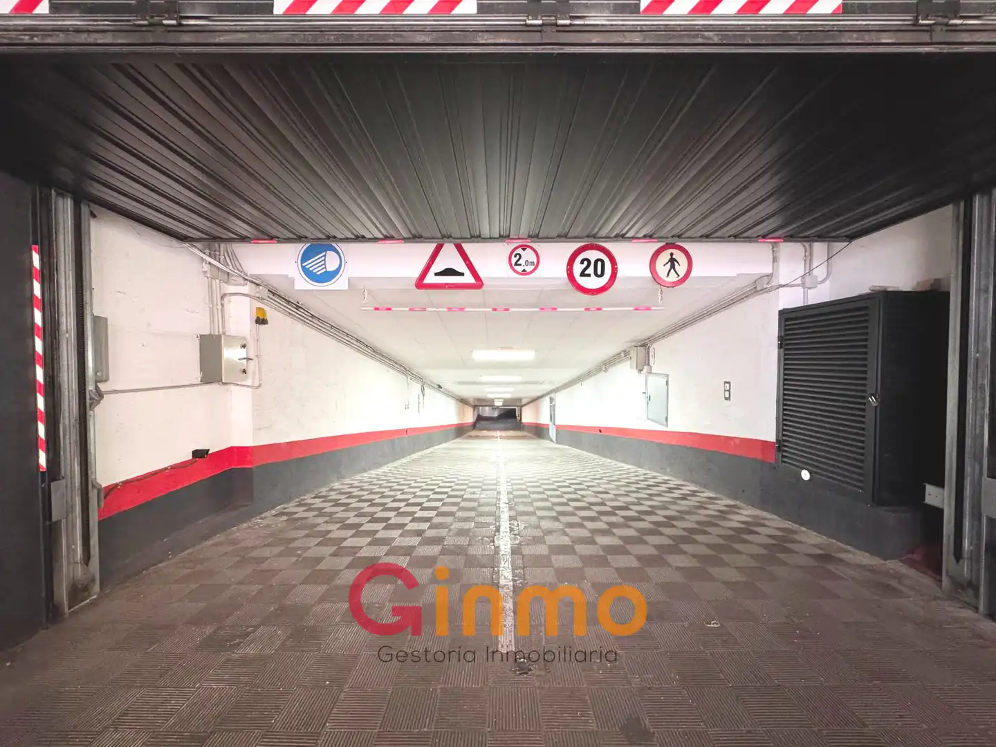 Garage for rent in Calle del General Díaz Porlier, 84, Lista