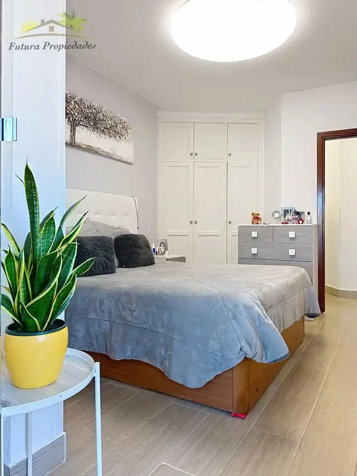 Dormitori de Pis en venda en San Bartolomé amb Aire condicionat i Terrassa