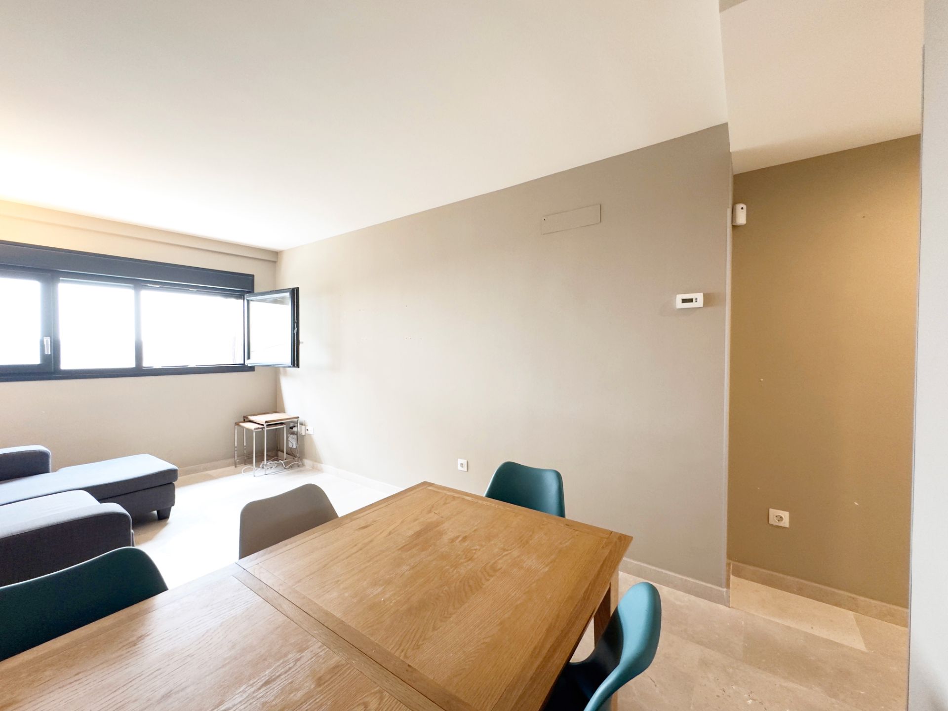 Dining room of Flat for sale in  Madrid Capital  with Heating and Storage room