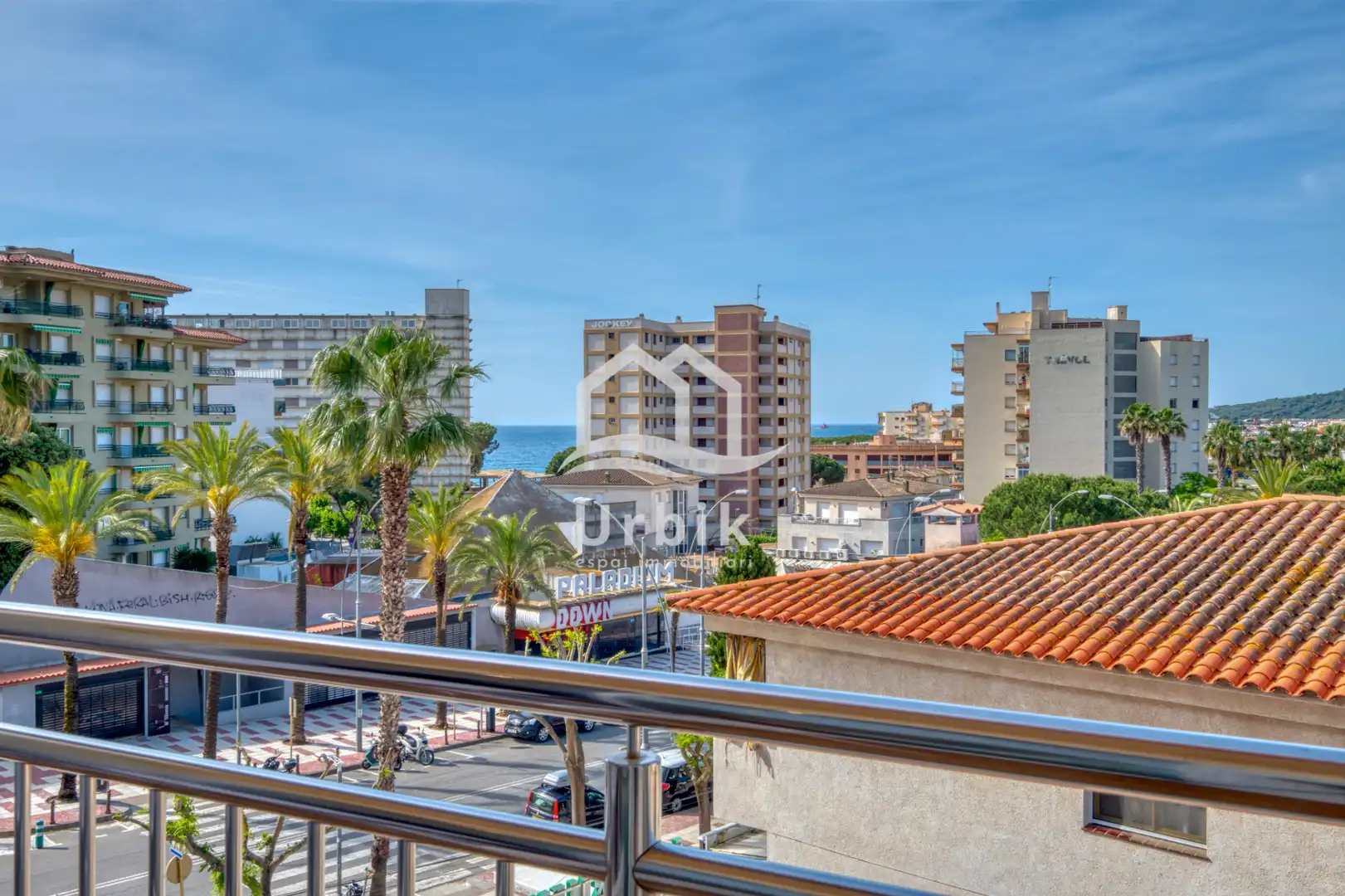 Apartament en venda a Avinguda del Cavall Bernat 157