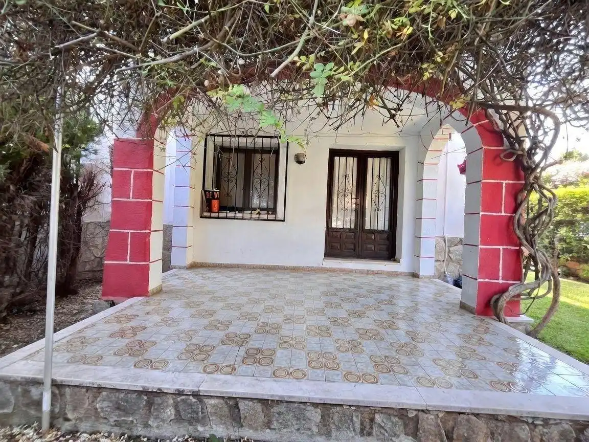 Casa adosada en venda en Dénia amb Jardí privat, Terrassa i Piscina comunitària