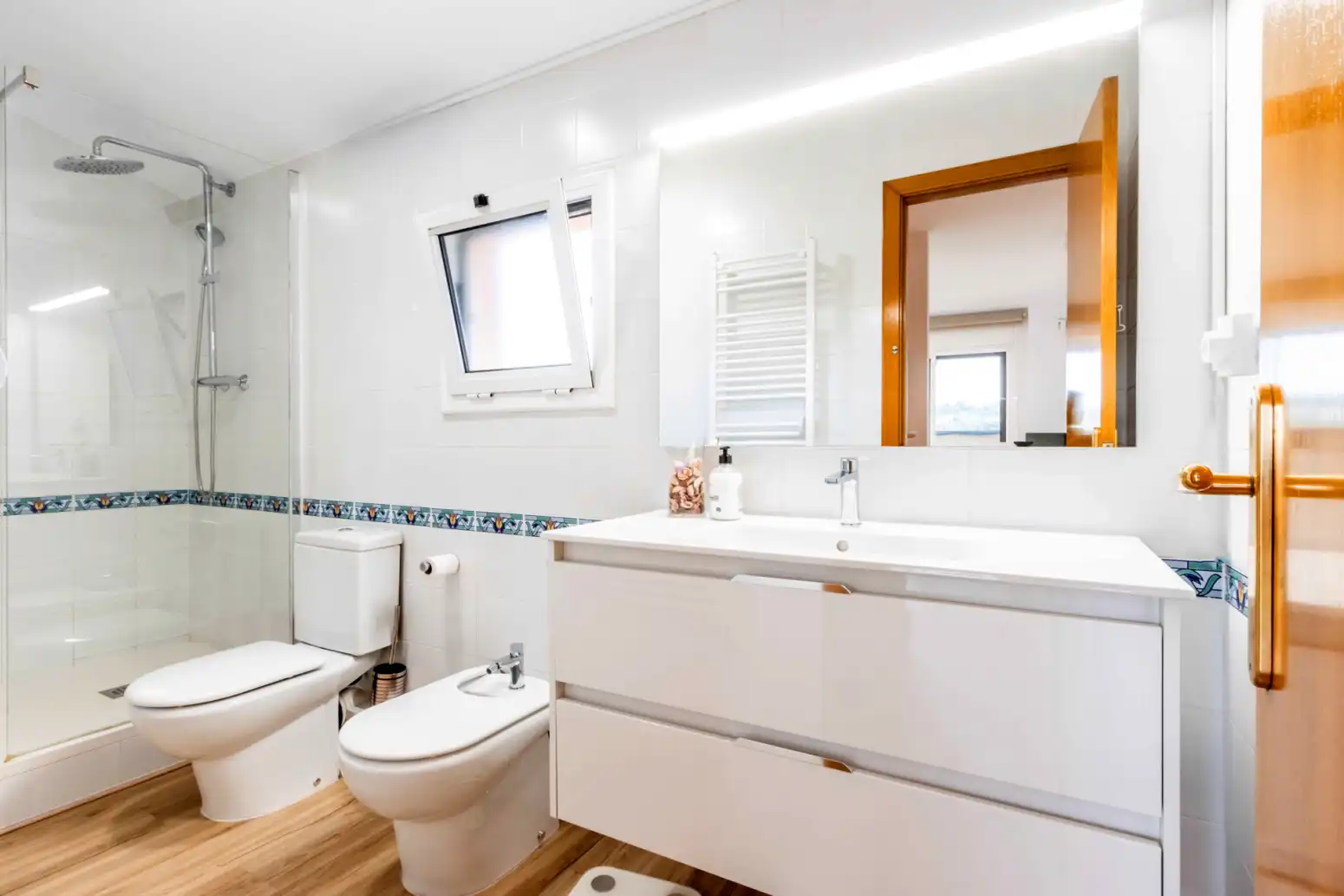 Baño de Ático en venta en Terrassa con Aire acondicionado, Calefacción y Parquet