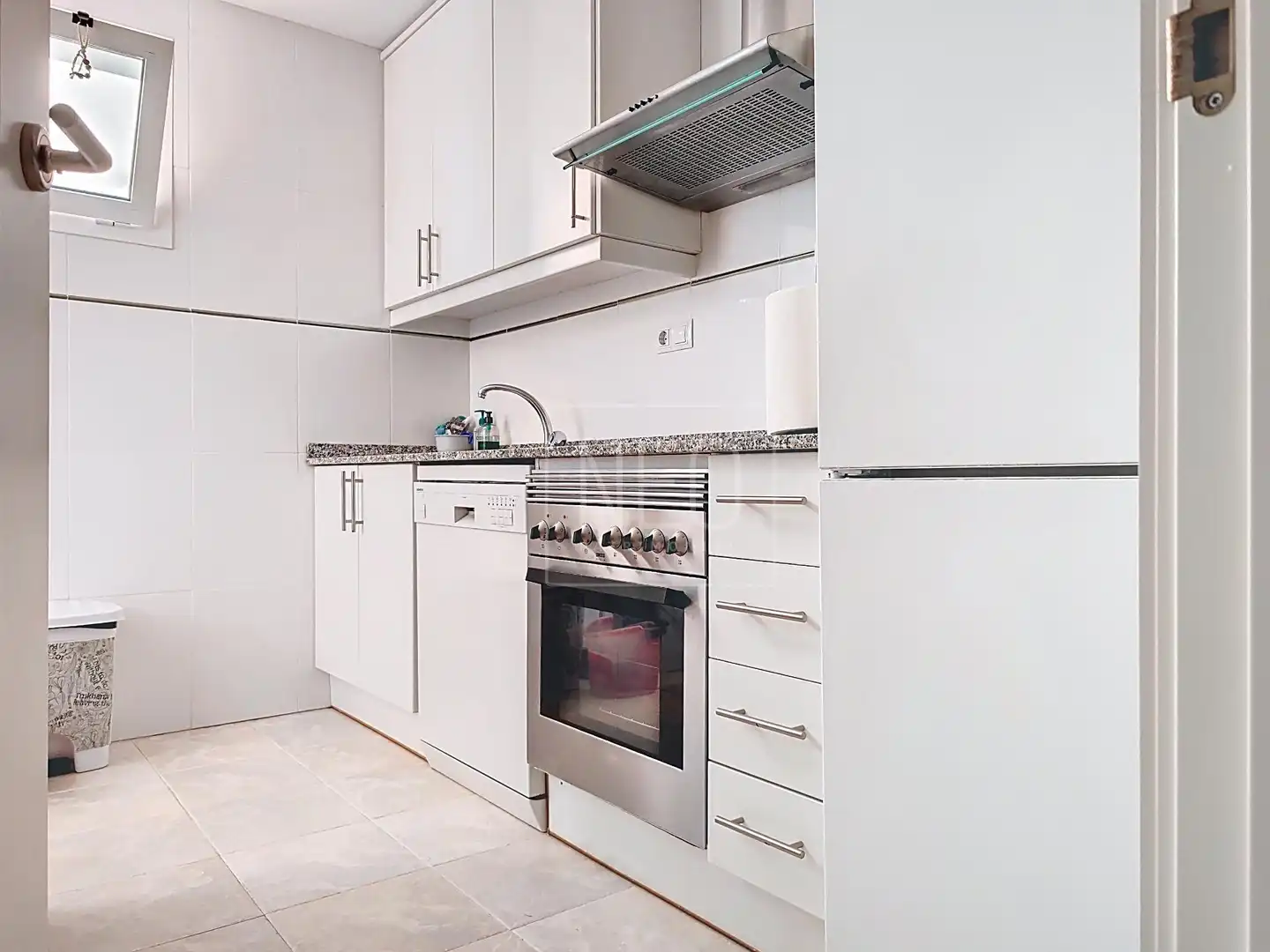 Kitchen of Flat for sale in Dénia  with Air Conditioner, Private garden and Terrace