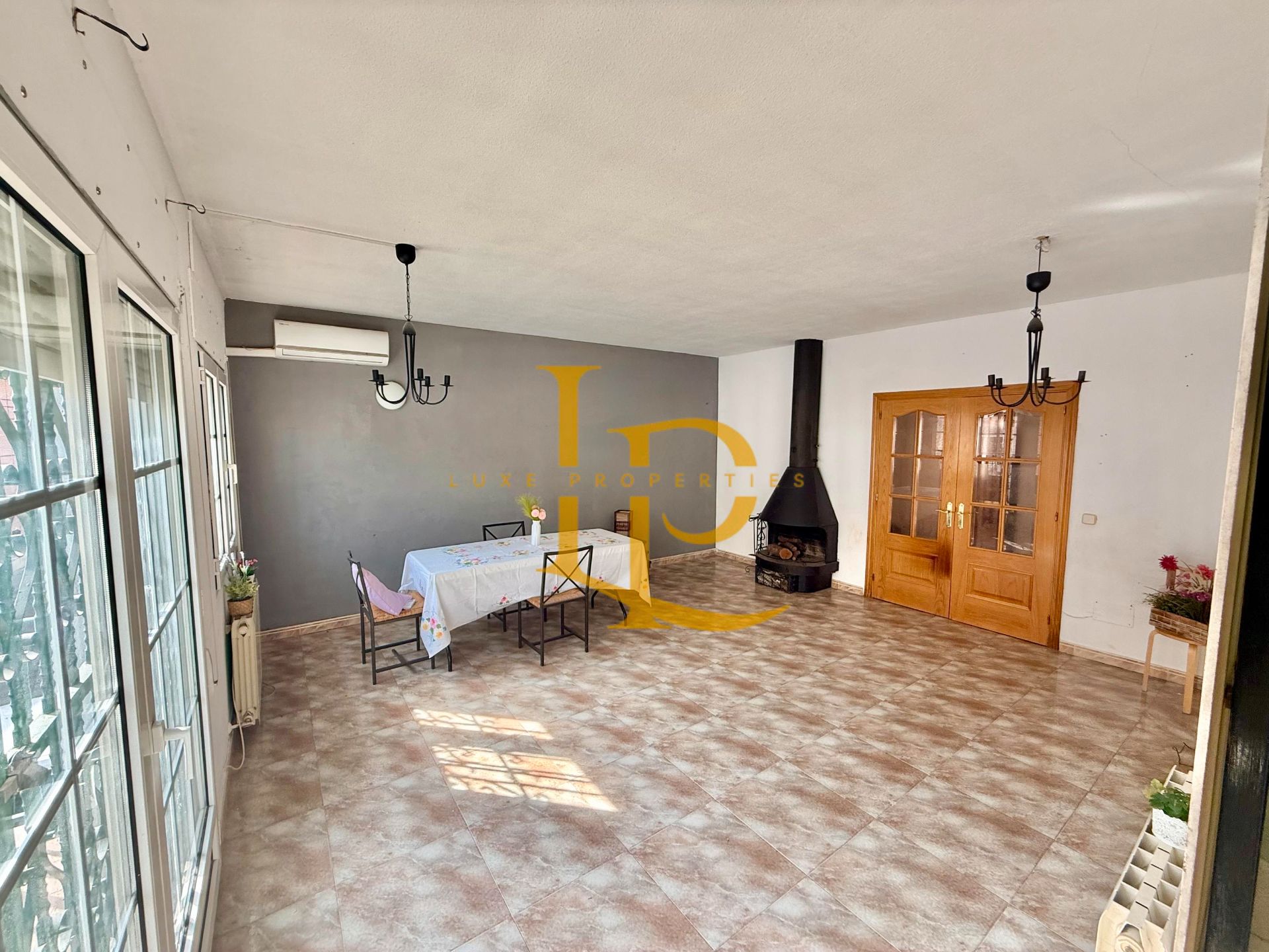 Living room of House or chalet for sale in Fuente El Saz de Jarama  with Air Conditioner, Heating and Oven
