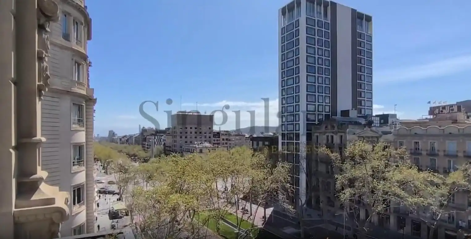 Vista exterior de Pis en venda en Barcelona amb Aire condicionat, Calefacció i Balcó