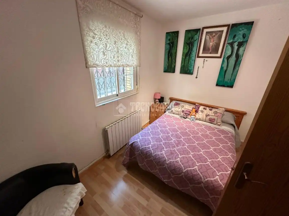 Habitación de Piso en venta en Zaragoza con Calefacción y Terraza