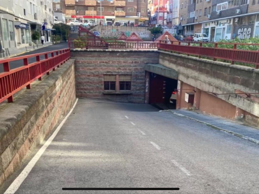 Exterior view of Garage for rent in  Madrid Capital