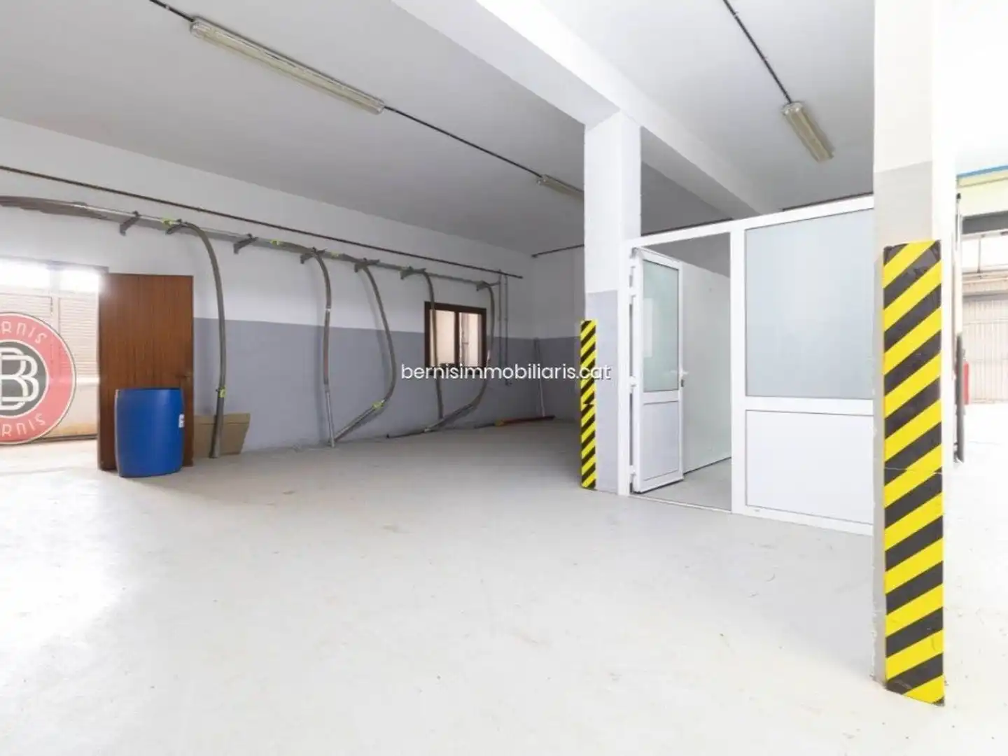Local comercial en venda a Avenida Fàbrica Nova, imagen 9