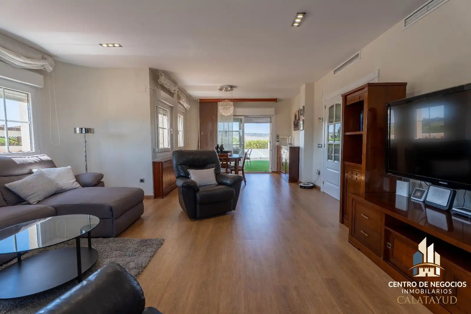 Sala d'estar de Casa o xalet en venda en Calatayud amb Aire condicionat, Calefacció i Parquet