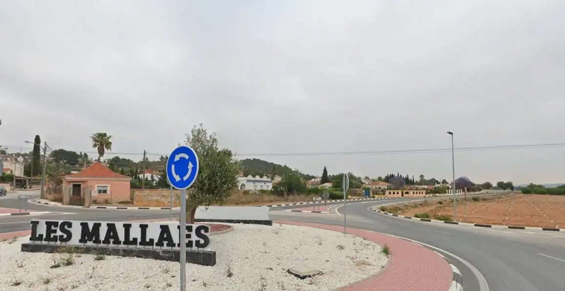 Casa con piscina en venta en Polígono 34 Paraje 436 MALLAES