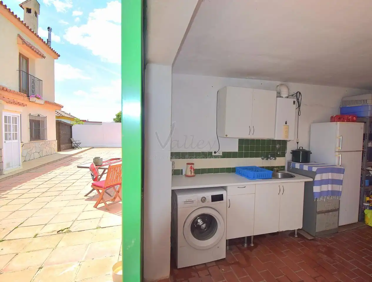 Cuina de Casa o xalet en venda en Los Barrios amb Jardí privat, Terrassa i Traster