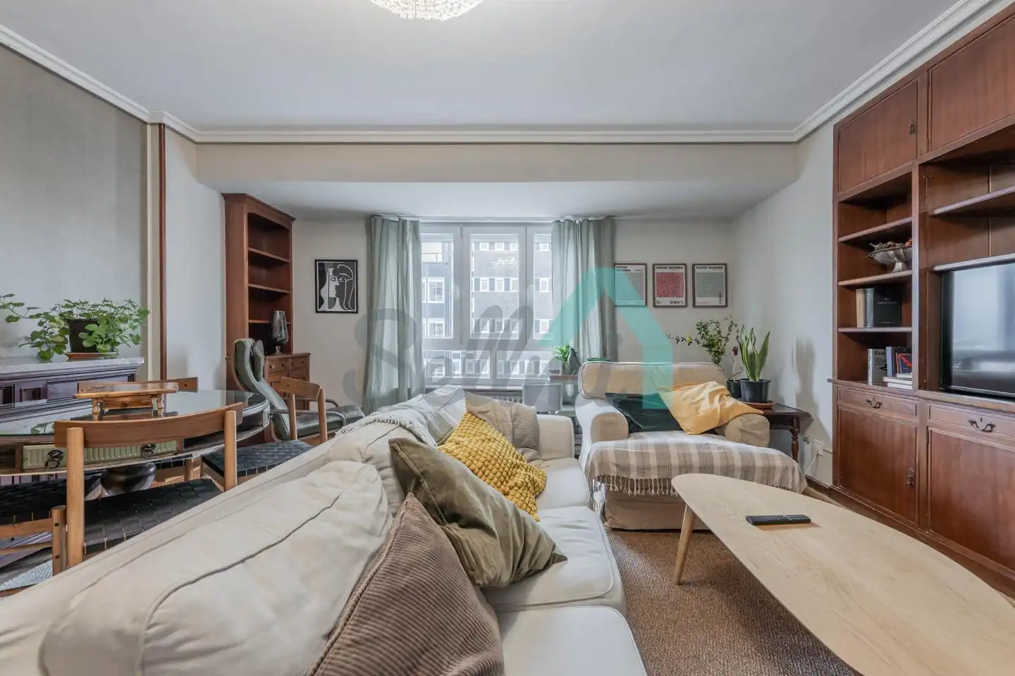 Appartamento con ascensore in affitto a Calle Arquitectos Galan