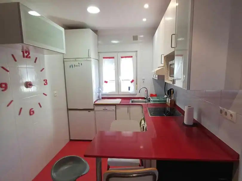 Küche von Wohnung zur Miete in Santander