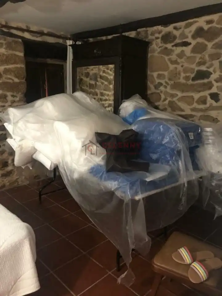 Local en venda en A Pobra de Trives  amb Aire condicionat i Moblat