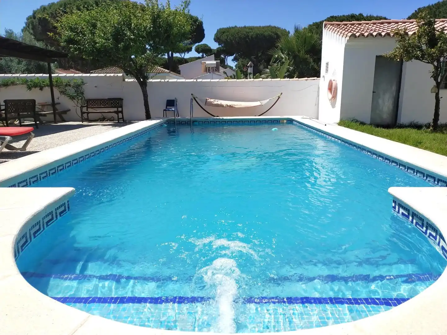 Piscina de Casa o xalet en venda en Chiclana de la Frontera amb Aire condicionat, Jardí privat i Piscina