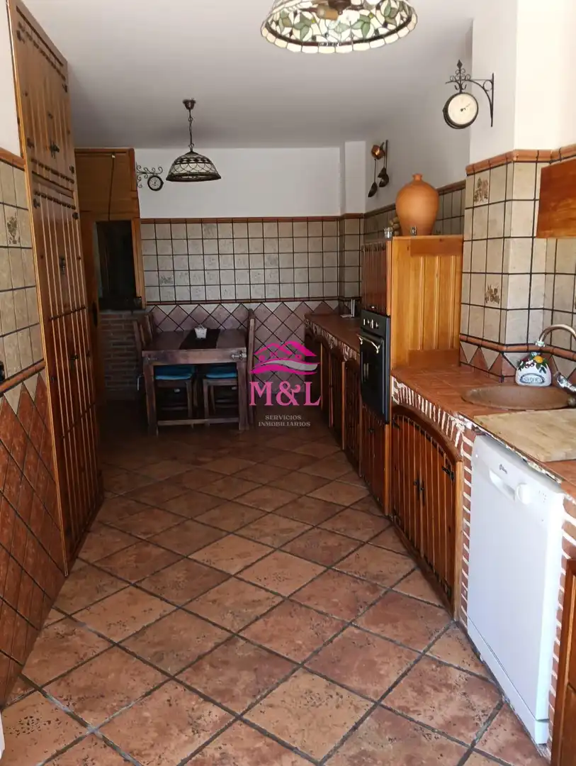Kitchen of Houses for sale in Esparragalejo  with Air Conditioner, Heating and Terrace