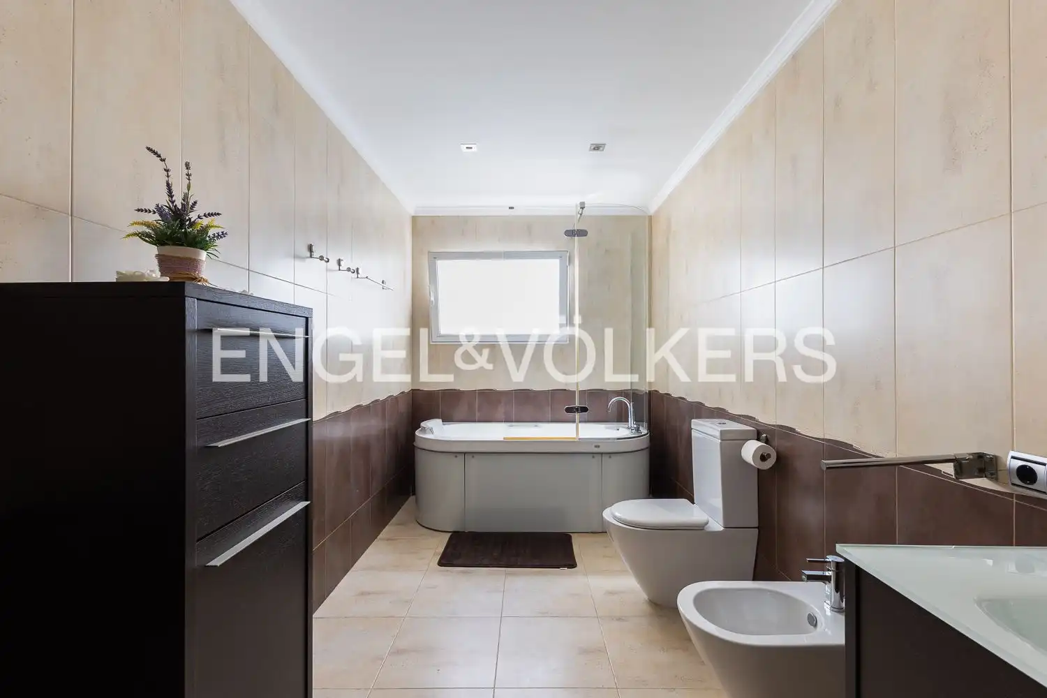 Bathroom of Houses for sale in Villanueva de Castellón  with Air Conditioner, Heating and Terrace