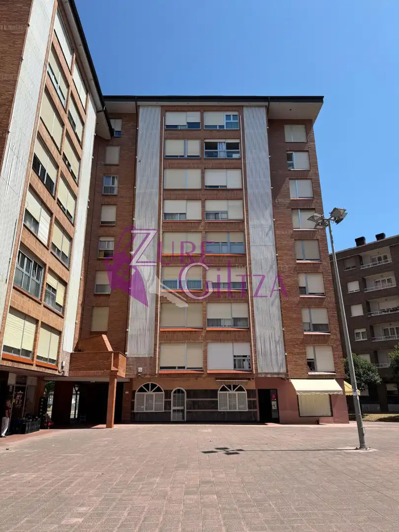 Exterior view of Flat for sale in Durango  with Heating, Storage room and Furnished