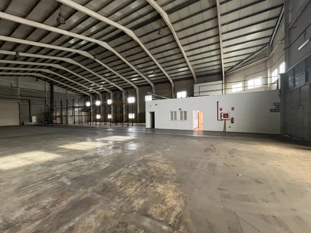 Industrial buildings for rent in Albacete  with Alarm