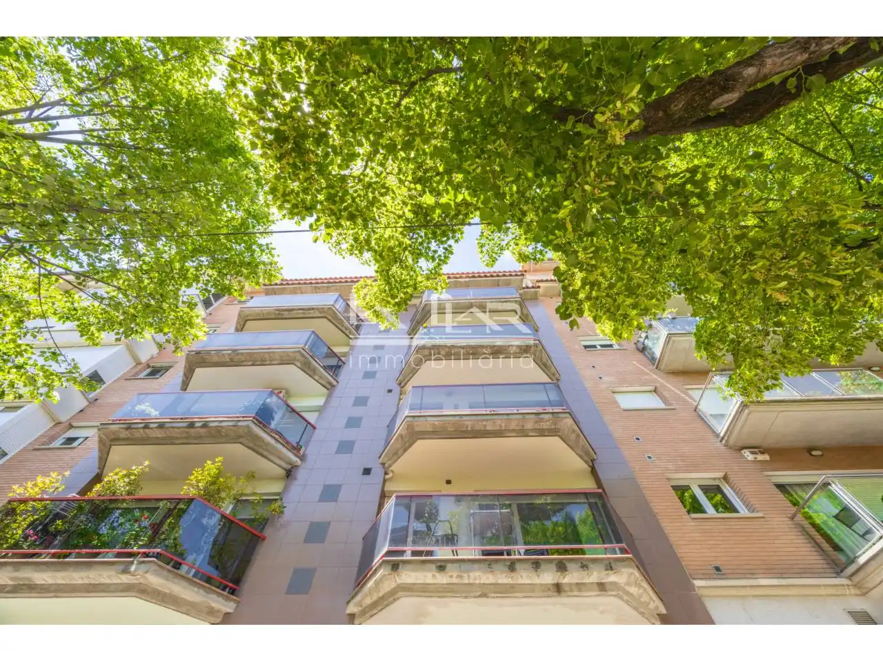 Exterior view of Flat for sale in Vic  with Heating, Parquet flooring and Storage room