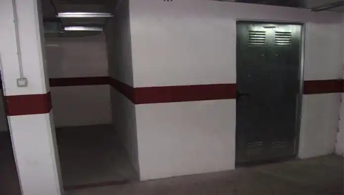 Garage zum Verkauf in Novelda