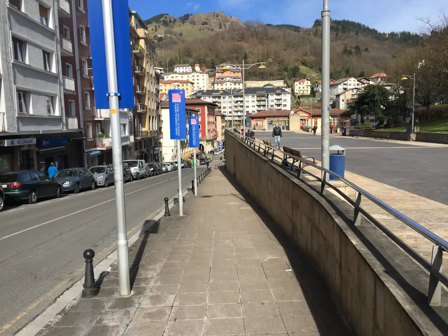 Vista exterior de Garatge de lloguer en Eibar
