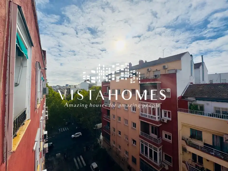 Außenansicht von Wohnung zum Verkauf in Madrid mit Klimaanlage, Heizung und Balkon