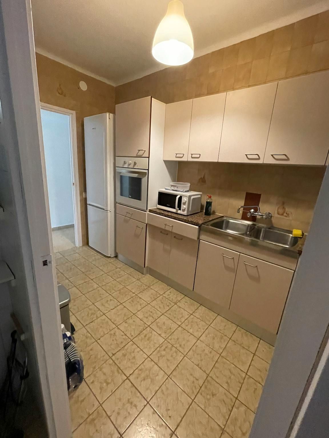 Kitchen of Flat to share in  Barcelona Capital  with Heating, Furnished and Washing machine